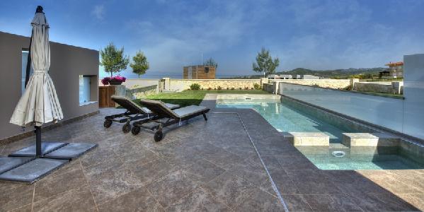 Sunny Villas Resort and Spa