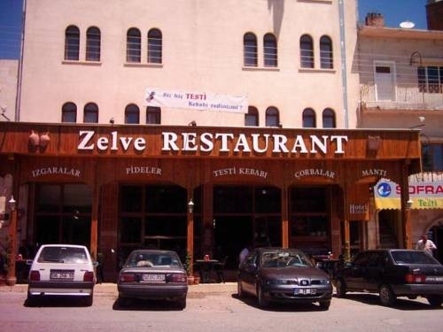 Hotel Zelve