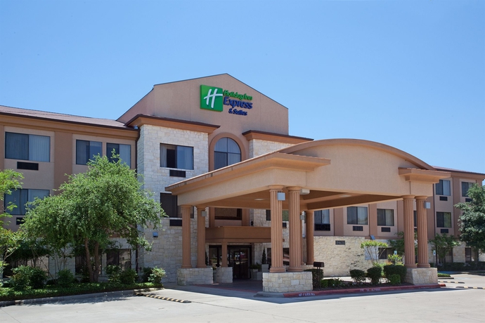 Holiday Inn Express and Suites Austin Nw Hwy 620 a