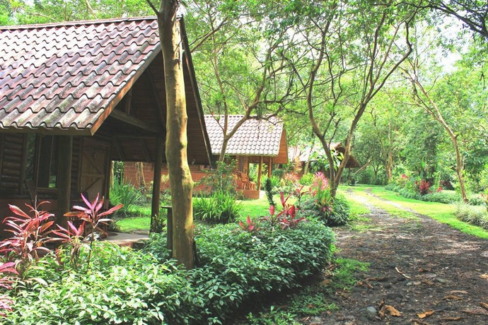 Arenal Oasis Eco Lodge and Wildlife Refuge