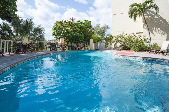 Country Inn y Suites Miami Kendall
