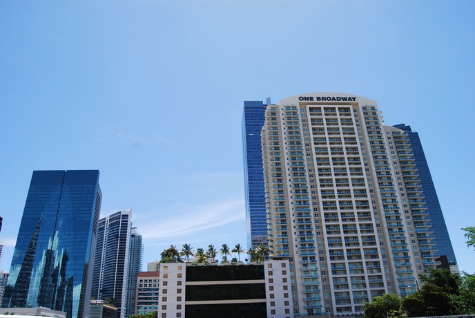 One Broadway by Miami Vacations