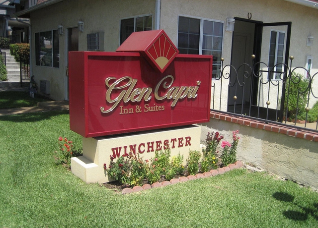 Glen Capri Inn Yamp and Suites - Winchester Ave