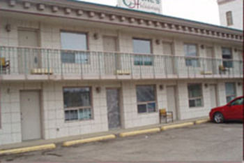 Capones Hideaway Motel