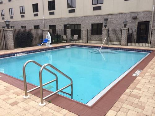 Holiday Inn Express Hotel & Suites Pensacola West