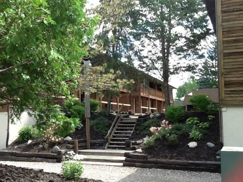 The Cedar Lodge