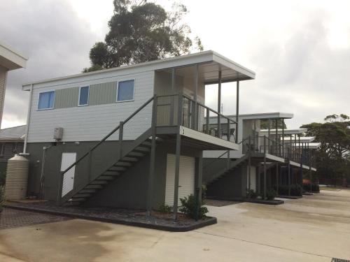Jervis Bay Holiday Cabins