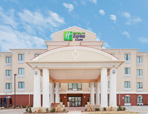 Holiday Inn Express and Suites Eastland