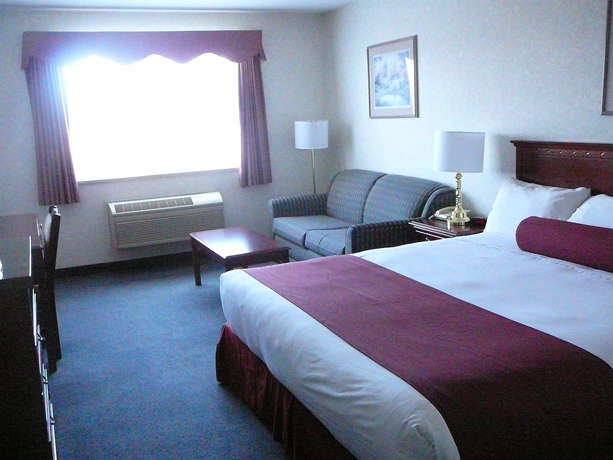 Coast Abbotsford Hotel & Suite