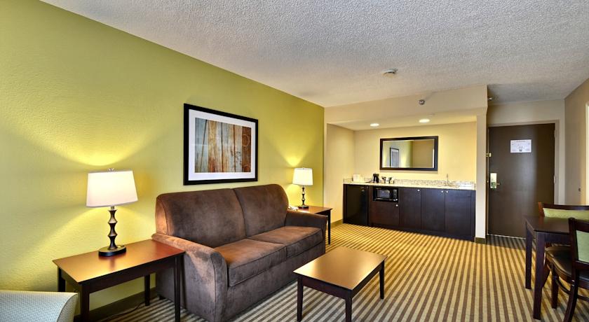 Comfort Inn AND Suites Airport Clearwater