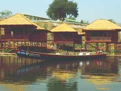 Hupin Inle Khaung Daing Village Resort